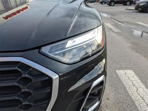 2023 Audi Q5 45 S line Premium Plus
