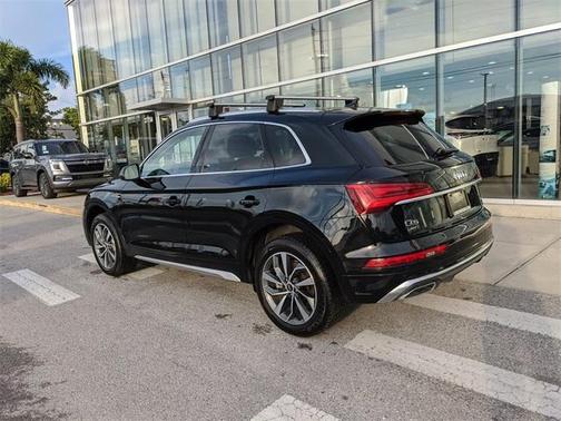2023 Audi Q5 45 S line Premium Plus