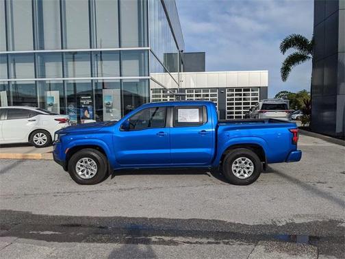 2024 Nissan Frontier SV