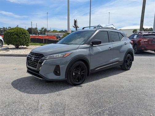 2024 Nissan Kicks SR