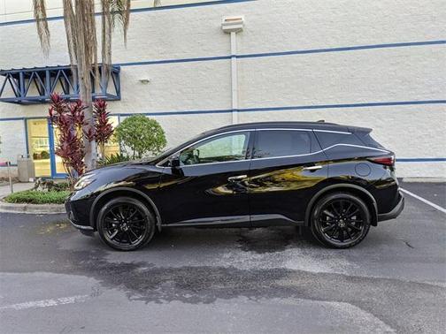 2024 Nissan Murano SV