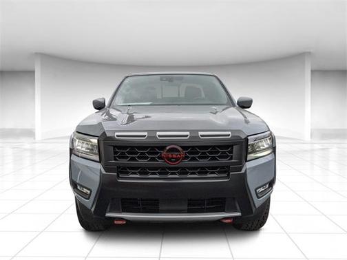 2025 Nissan Frontier PRO-X