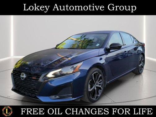 Deep Blue Pearl 2023 Nissan Altima 2.5 SR