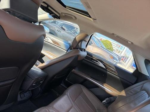 2016 Lincoln MKZ Base