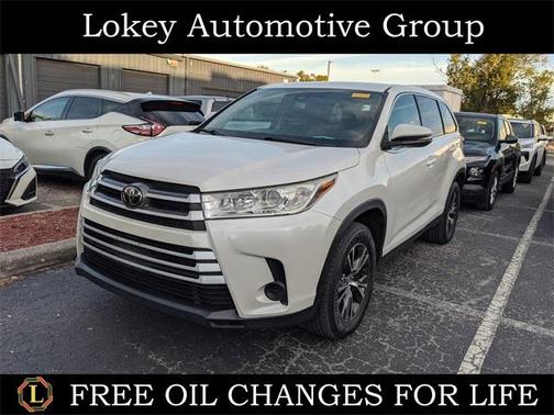 2019 Toyota Highlander LE