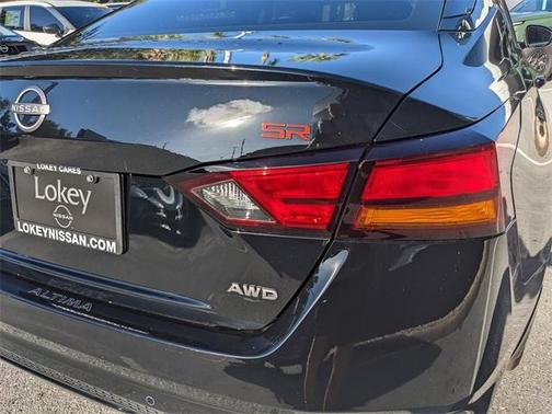 2025 Nissan Altima SR