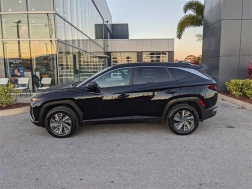 2024 Hyundai TUCSON Hybrid Blue