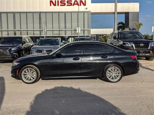 2023 BMW 330 i