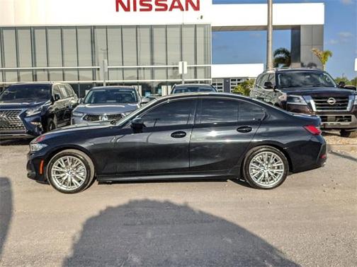 2023 BMW 330 i
