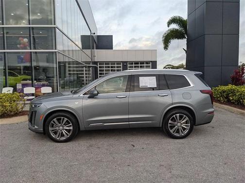 2023 Cadillac XT6 Premium Luxury AWD