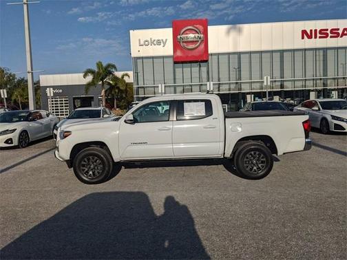 2022 Toyota Tacoma SR5