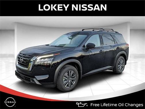 2025 Nissan Pathfinder SV