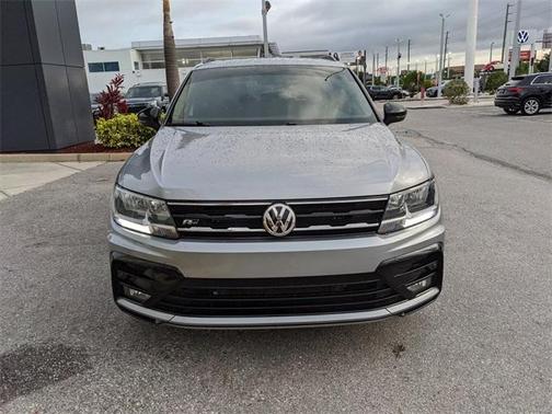 2021 Volkswagen Tiguan 2.0T SE R-Line Black