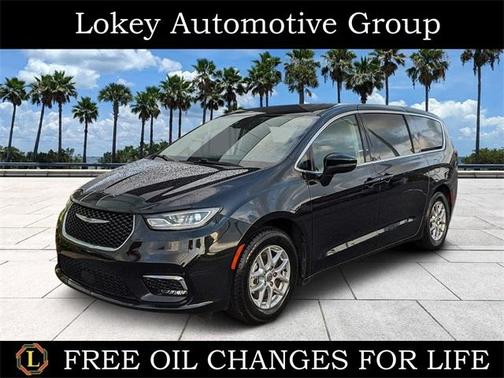 2023 Chrysler Pacifica Touring-L