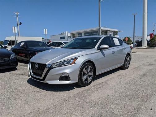 2021 Nissan Altima 2.5 SV