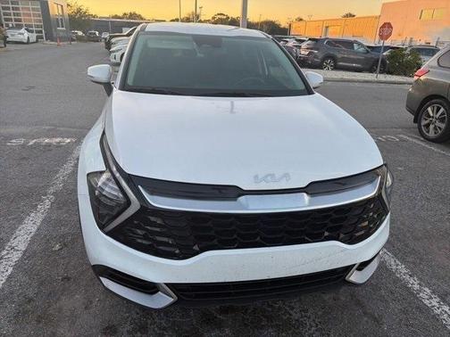 2024 Kia Sportage EX