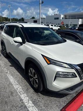 White 2021 Nissan Rogue SV