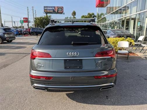 2023 Audi Q5 45 S line quattro Premium