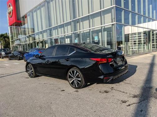 2020 Nissan Altima 2.5 SR