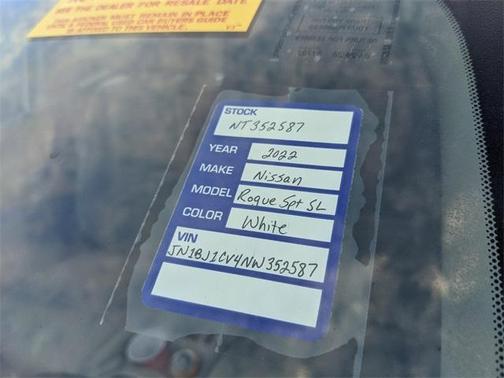 2022 Nissan Rogue Sport SL