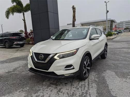 2022 Nissan Rogue Sport SL