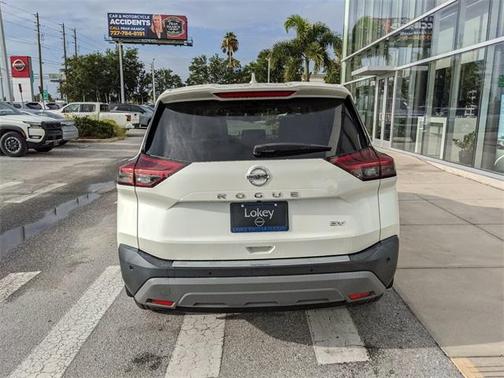 2021 Nissan Rogue SV
