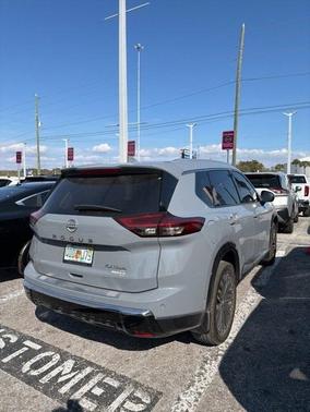 2024 Nissan Rogue Platinum