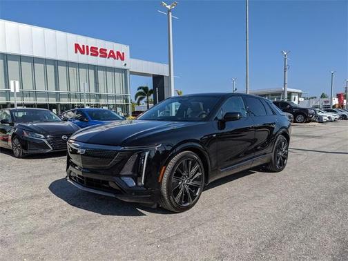 2024 Cadillac LYRIQ Sport