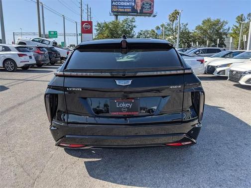 2024 Cadillac LYRIQ Sport