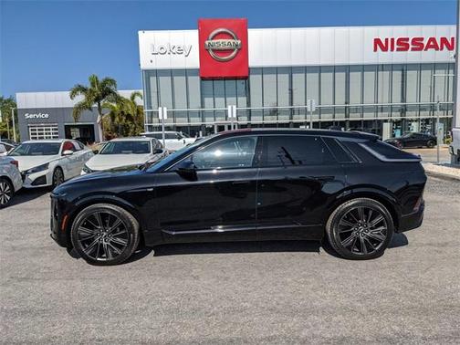 2024 Cadillac LYRIQ Sport