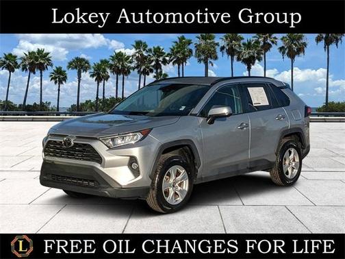 2021 Toyota RAV4 XLE