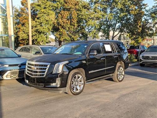 2019 Cadillac Escalade Luxury