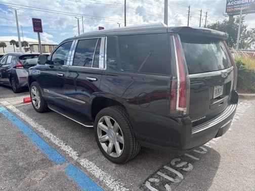 2019 Cadillac Escalade Luxury