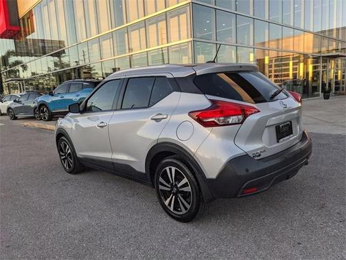 2020 Nissan Kicks SV