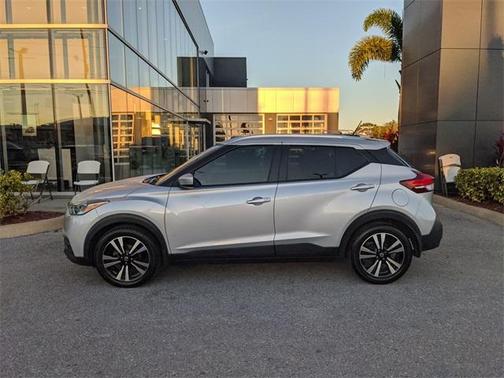 2020 Nissan Kicks SV
