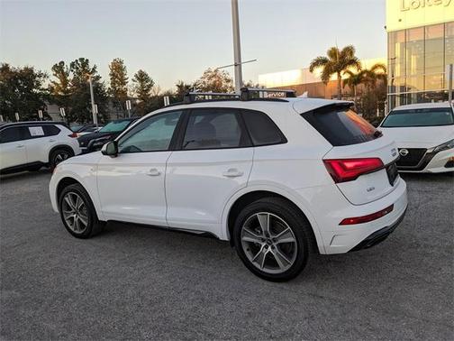 2025 Audi Q5 45 S line quattro Premium