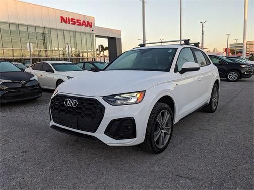 2025 Audi Q5 45 S line quattro Premium