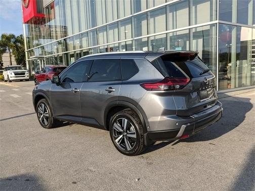 2025 Nissan Rogue SL