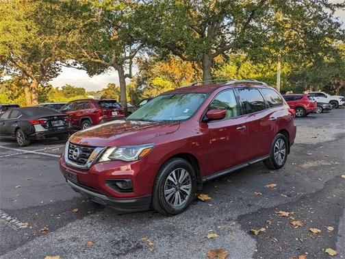 2017 Nissan Pathfinder S