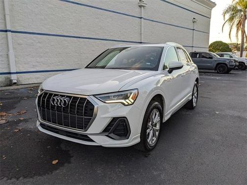 2025 Audi Q3 45 S line Premium