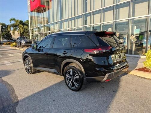 2024 Nissan Rogue SL