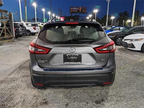 2022 Nissan Rogue Sport SL