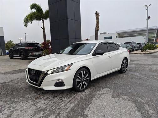 2021 Nissan Altima 2.5 SR
