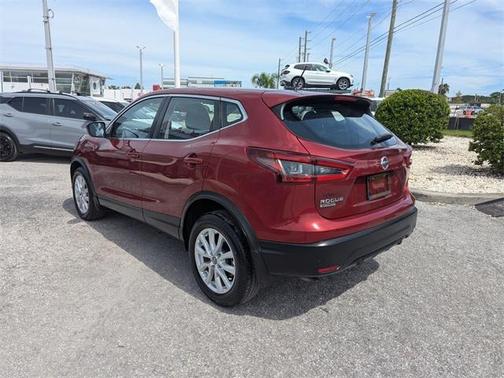 2022 Nissan Rogue Sport S
