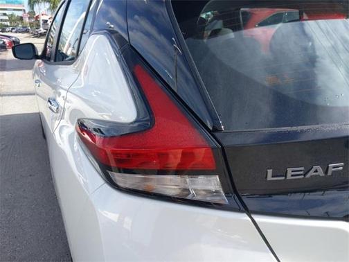 2024 Nissan Leaf SV PLUS