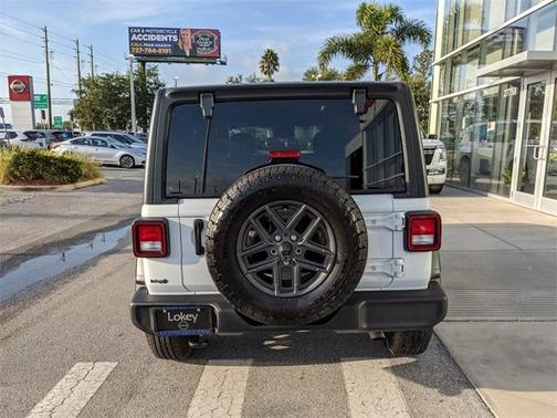 2024 Jeep Wrangler Sport