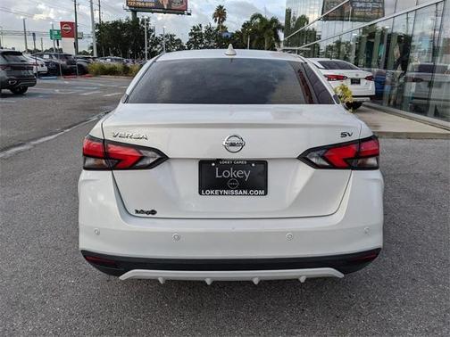 2021 Nissan Versa 1.6 SV