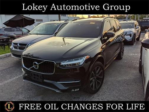 2017 Volvo XC90 T6 Momentum