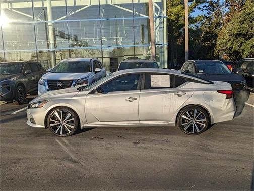 2021 Nissan Altima 2.5 SR