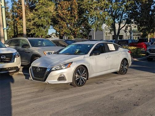 2021 Nissan Altima 2.5 SR